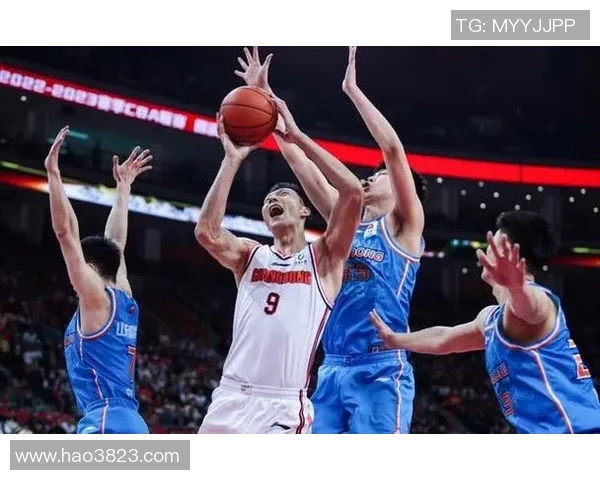 易建联率队取得连胜，广东宏远稳坐CBA榜首位置